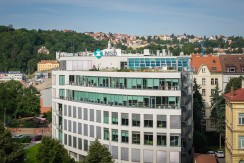 Fond REF4 kupuje kancelářskou budovu Riverview na Smíchově